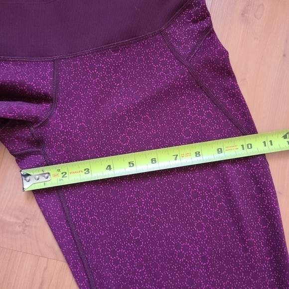 Lululemon Shake It Out Crop - Picture 15 of 16